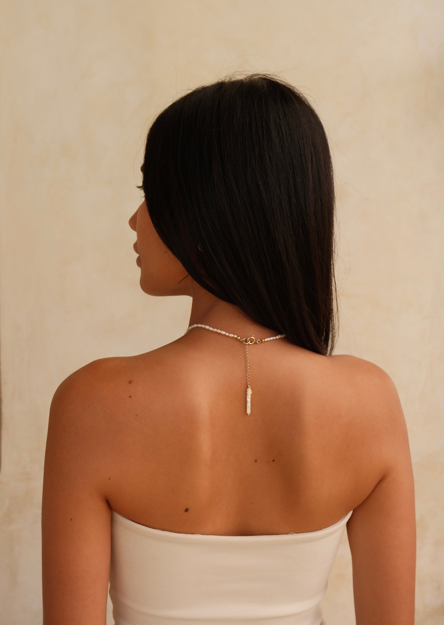Yséa L necklace